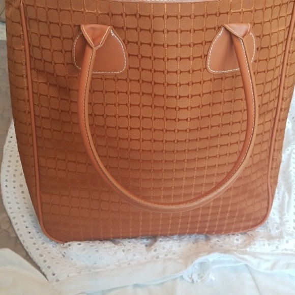 DONATED! Classic brown tote bag - Picture 5 of 8